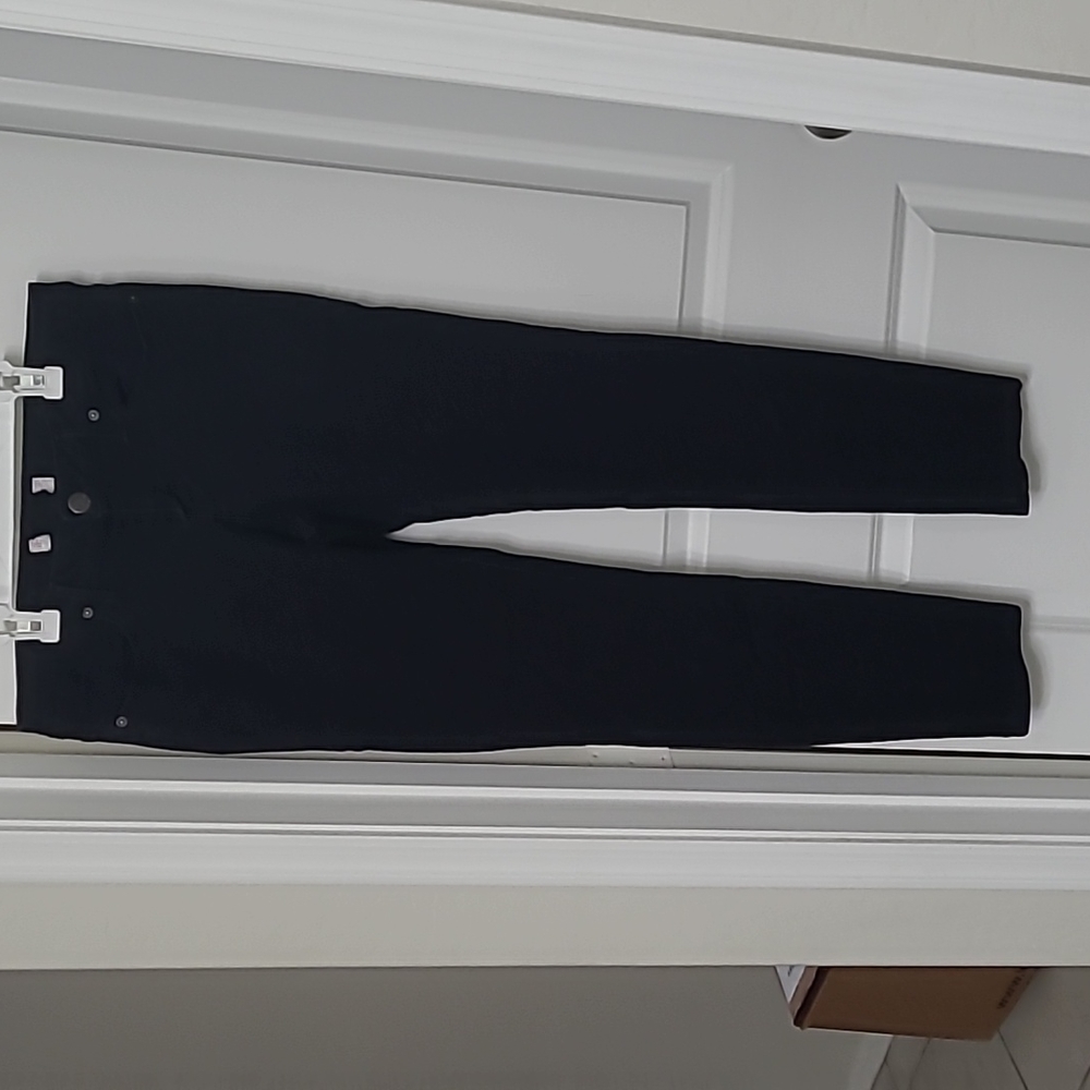 No Boundaries back knit pants. No tag, measurements in pictures.